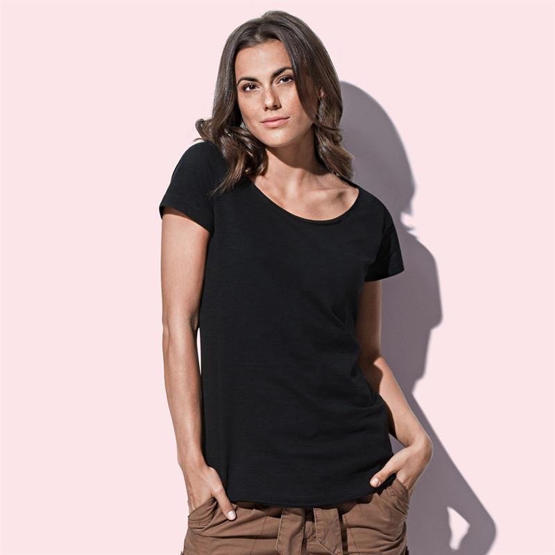 t-shirt oversize da donna in cotone nero maniche corte